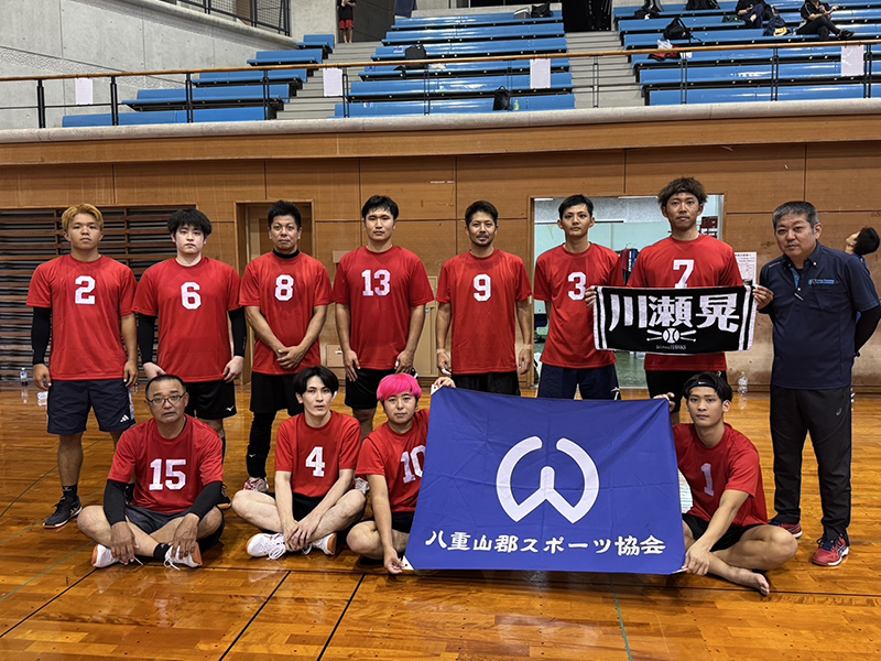 男子の部準優勝：登野城公民館