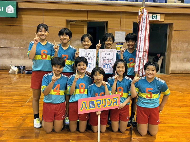女子Aクラスの部優勝：八島マリンズVB部