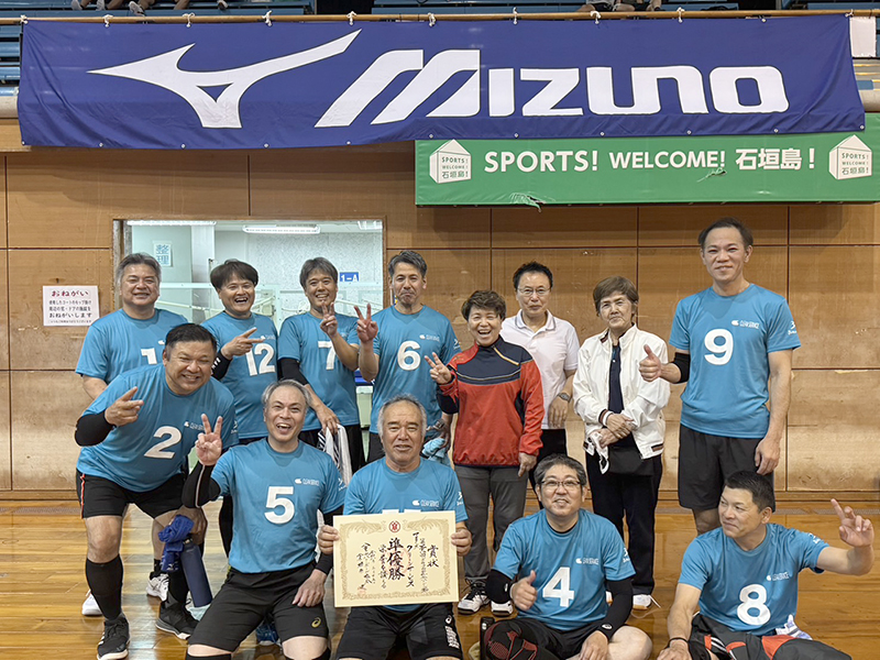 マスターズの部準優勝:クリーンサービス マスターズの部準優勝:クリーンサービス