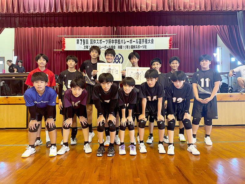 男子の部準優勝：石垣第二中学校